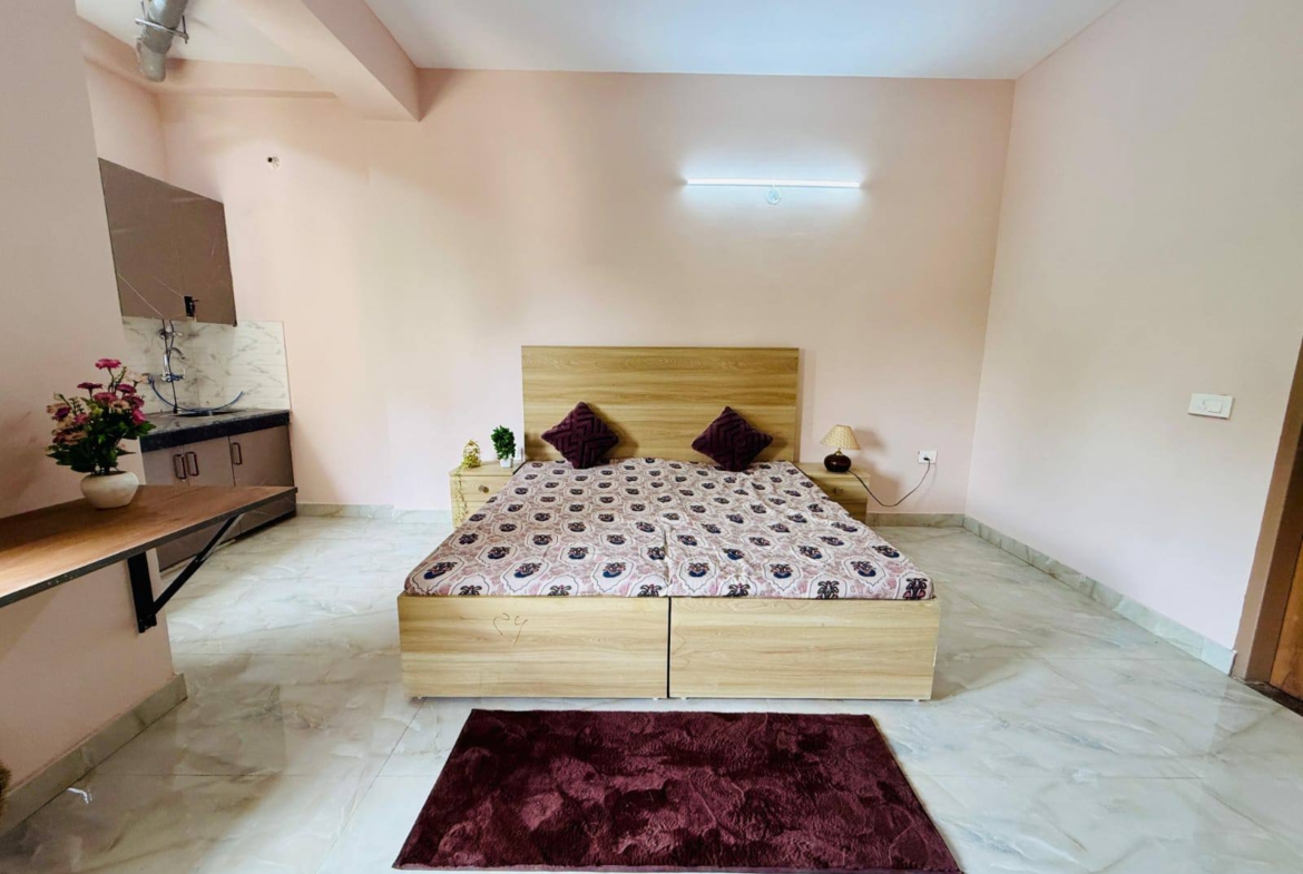 Premium 3 BHK Apartment | Sector 52, Gurgaon Fully Furnished | Ready to Move Prime Location