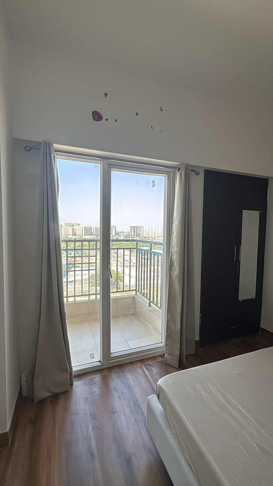 !!…Flat…for…Rent…!!
