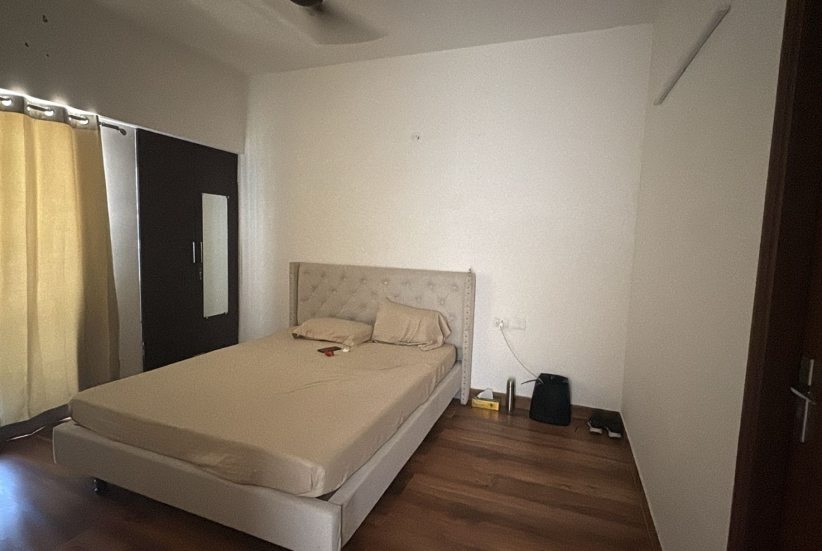 !!…Flat…for…Rent…!!