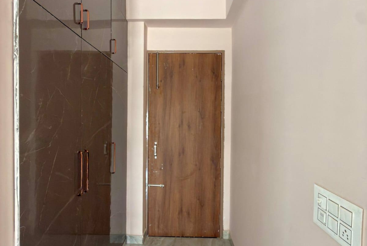 Premium 3 BHK Apartment | Sector 52, Gurgaon Fully Furnished | Ready to Move Prime Location