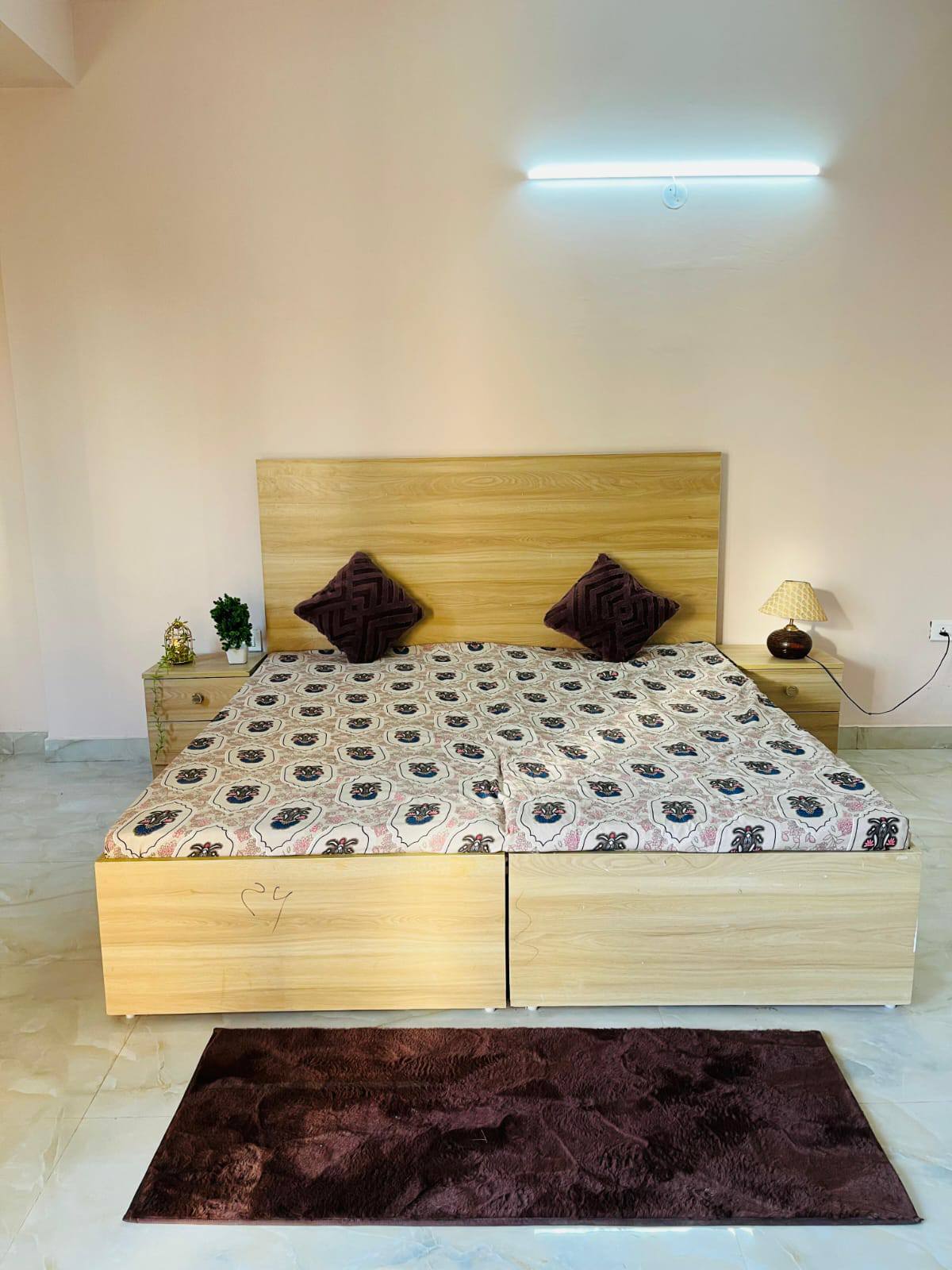 Premium 3 BHK Apartment | Sector 52, Gurgaon Fully Furnished | Ready to Move Prime Location