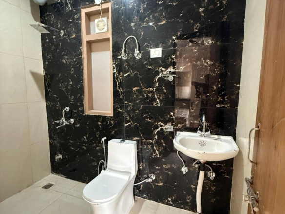 Premium 3 BHK Apartment | Sector 52, Gurgaon Fully Furnished | Ready to Move Prime Location