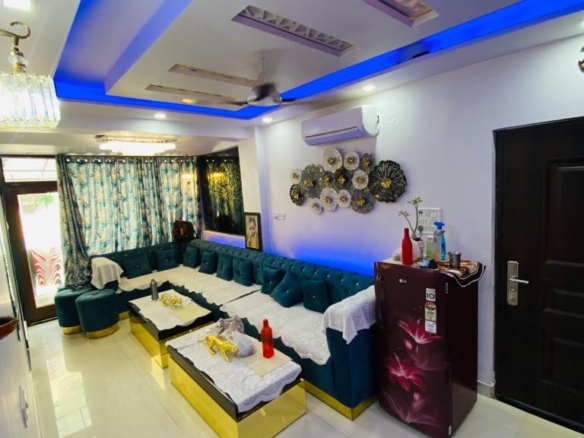 Premium 3BHK HIG Society Flat for Sale ₹1.45 Cr – Rohini, Delhi