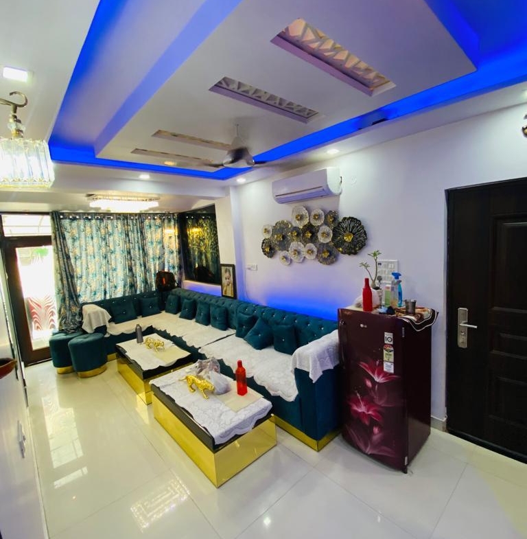 Premium 3BHK HIG Society Flat for Sale ₹1.45 Cr – Rohini, Delhi