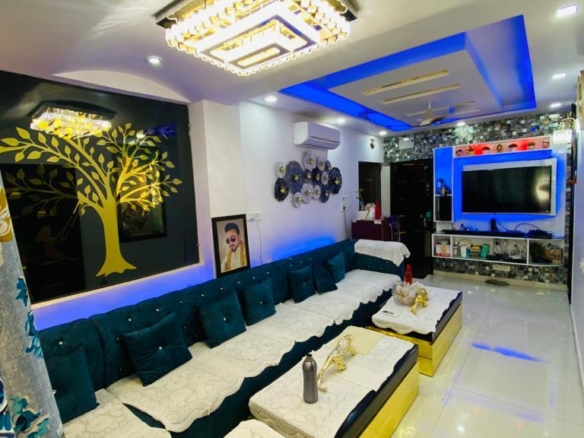 Premium 3BHK HIG Society Flat for Sale ₹1.45 Cr – Rohini, Delhi