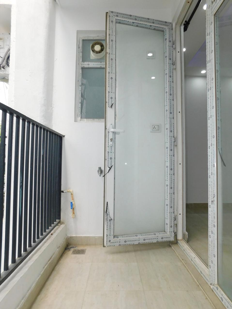 2 bhk flat Gadaipur near Chhatarpur metro station @40 Lakh