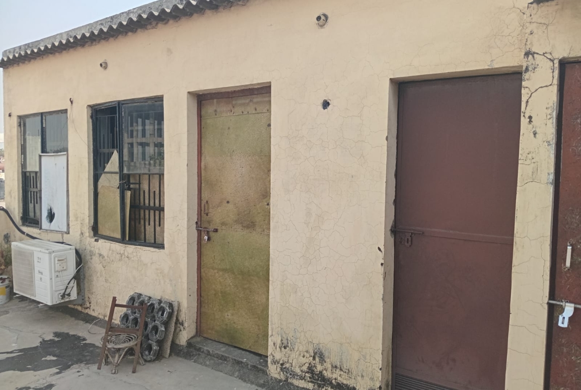 2+2 BHK GDA Flat for Sale @55 Lakhs | Patel Nagar 2, Ghaziabad