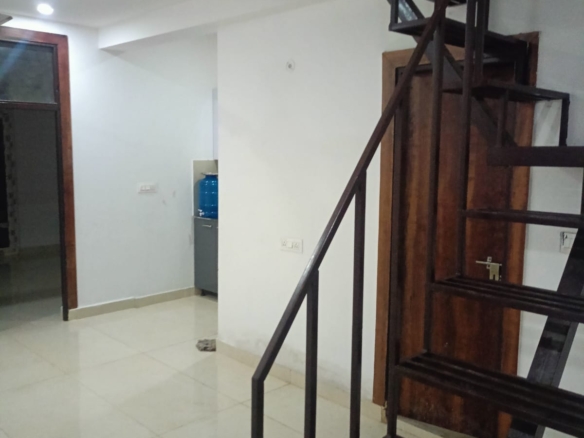 3BHK + Duplex for Sale ₹1.50 Cr – Orchid Heights, Sec 1, Greater Noida West