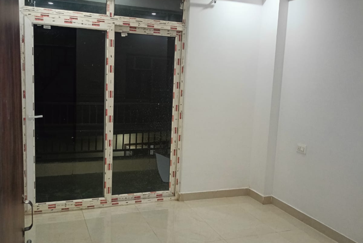 3BHK + Duplex for Sale ₹1.50 Cr – Orchid Heights, Sec 1, Greater Noida West