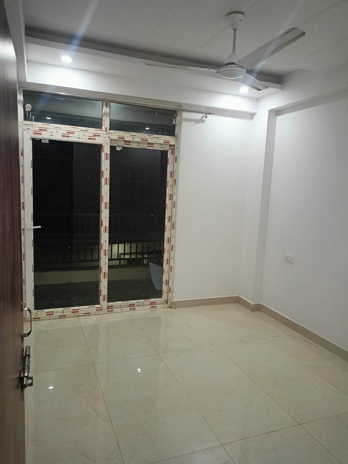 3BHK + Duplex for Sale ₹1.50 Cr – Orchid Heights, Sec 1, Greater Noida West