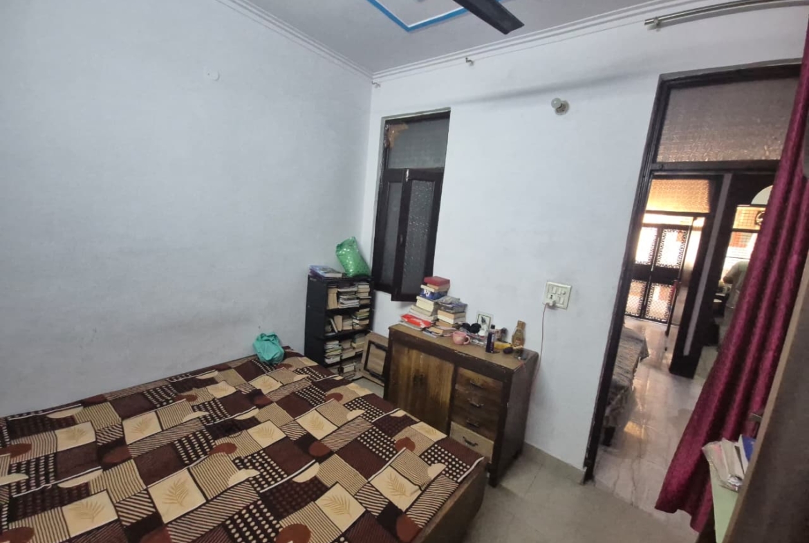 2BHK for Sale – Dwarka Sector 3 @25 Lakhs (Jain Colony Part-III)