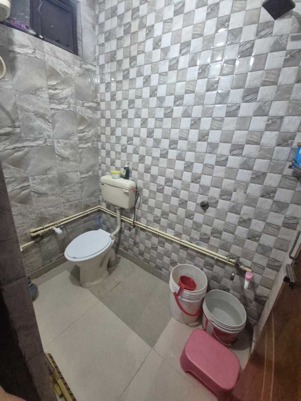WhatsApp Image 2026-05-04 at 13.34.16 (2) 2BHK for Sale – Dwarka Sector 3 @25 Lakhs (Jain Colony Part-III)