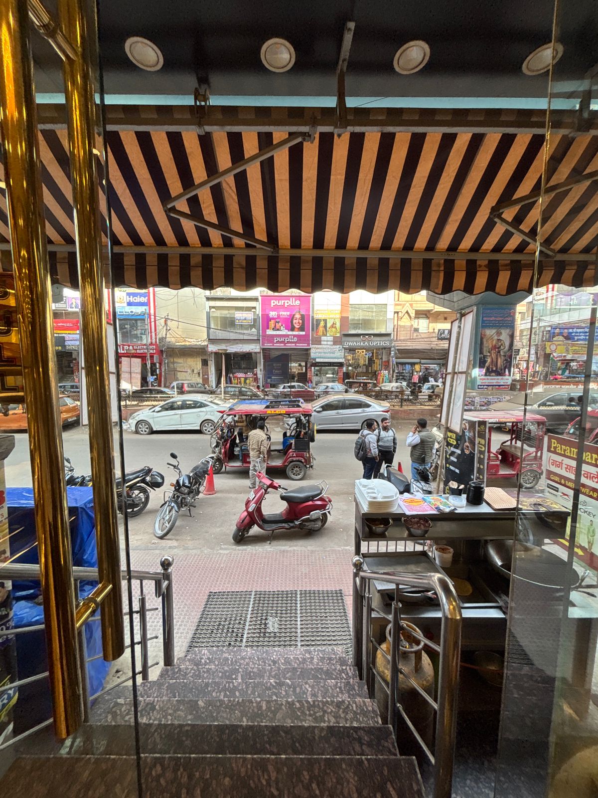 Premium Commercial Building for Sale Near Palam Metro 13.5Cr only | Restaurant • Café • Bakery
