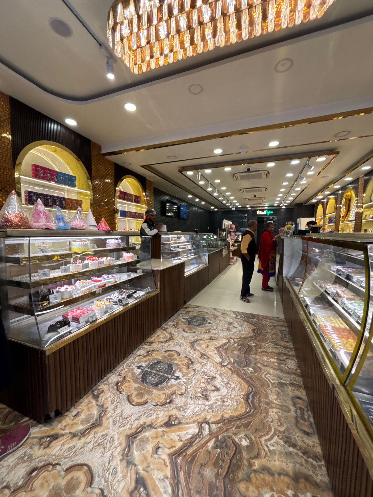 Premium Commercial Building for Sale Near Palam Metro 13.5Cr only | Restaurant • Café • Bakery