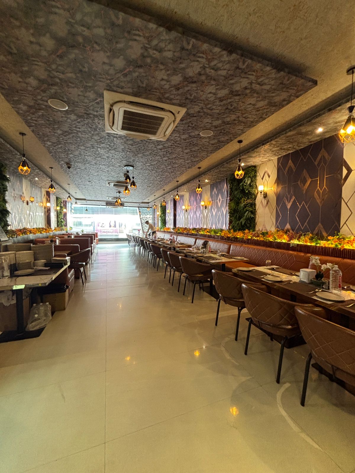 Premium Commercial Building for Sale Near Palam Metro 13.5Cr only | Restaurant • Café • Bakery