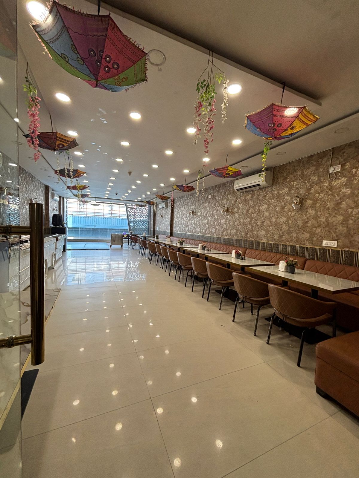 Premium Commercial Building for Sale Near Palam Metro 13.5Cr only | Restaurant • Café • Bakery