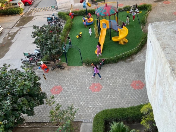 Luxury 4BHK Furnished Flat ₹1.75 Cr for Sale in Sector 37 Faridabad