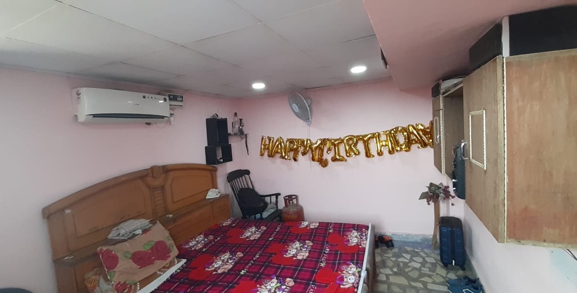 3 BHK Top Floor for Sale Only ₹30 Lakhs | Shahdara, Delhi |