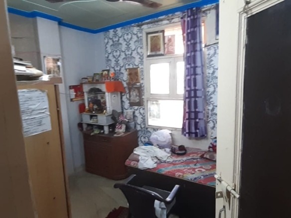 3 BHK Top Floor for Sale Only ₹30 Lakhs | Shahdara, Delhi |