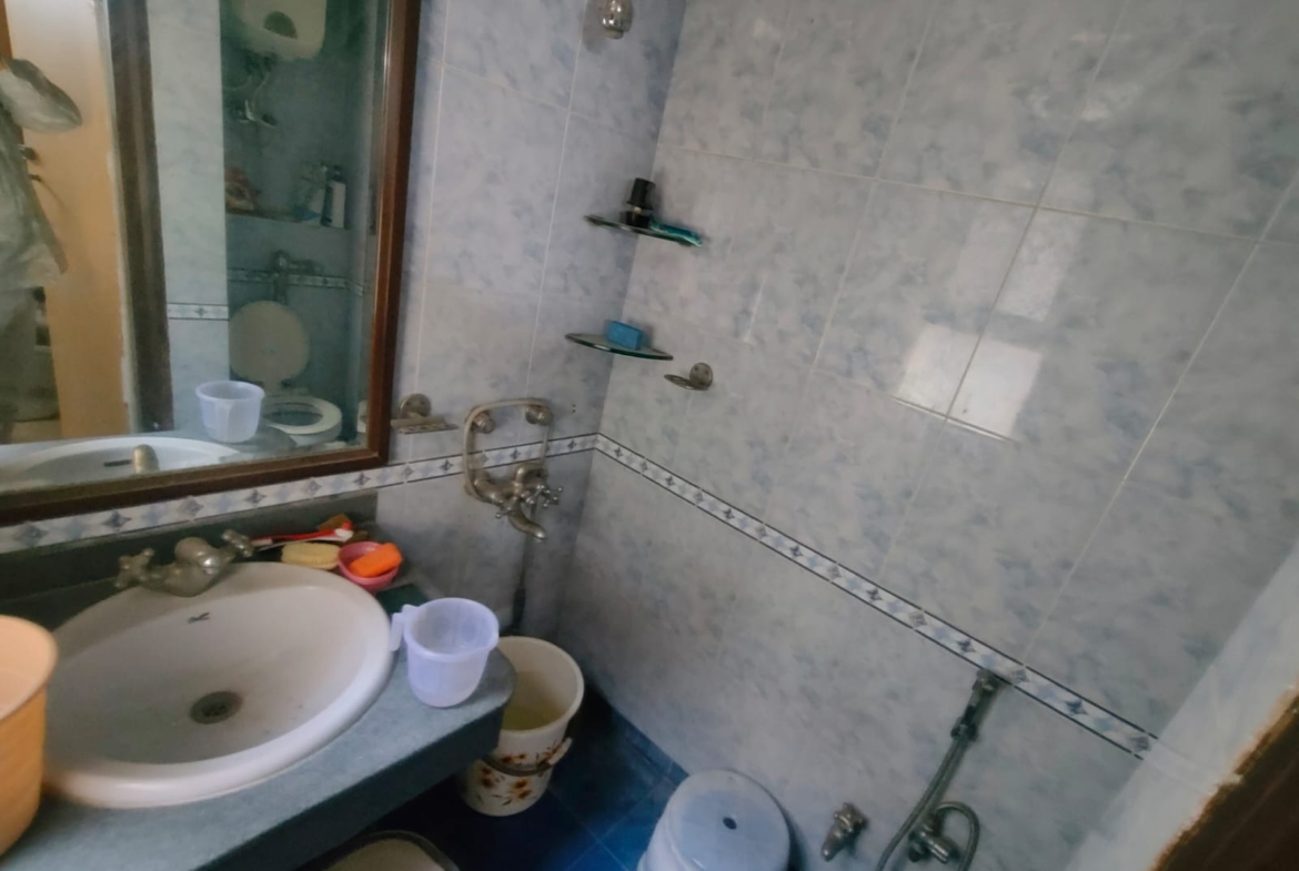 3 BHK fully Furnished flat in Vasant Vihar for rent @1,20,000