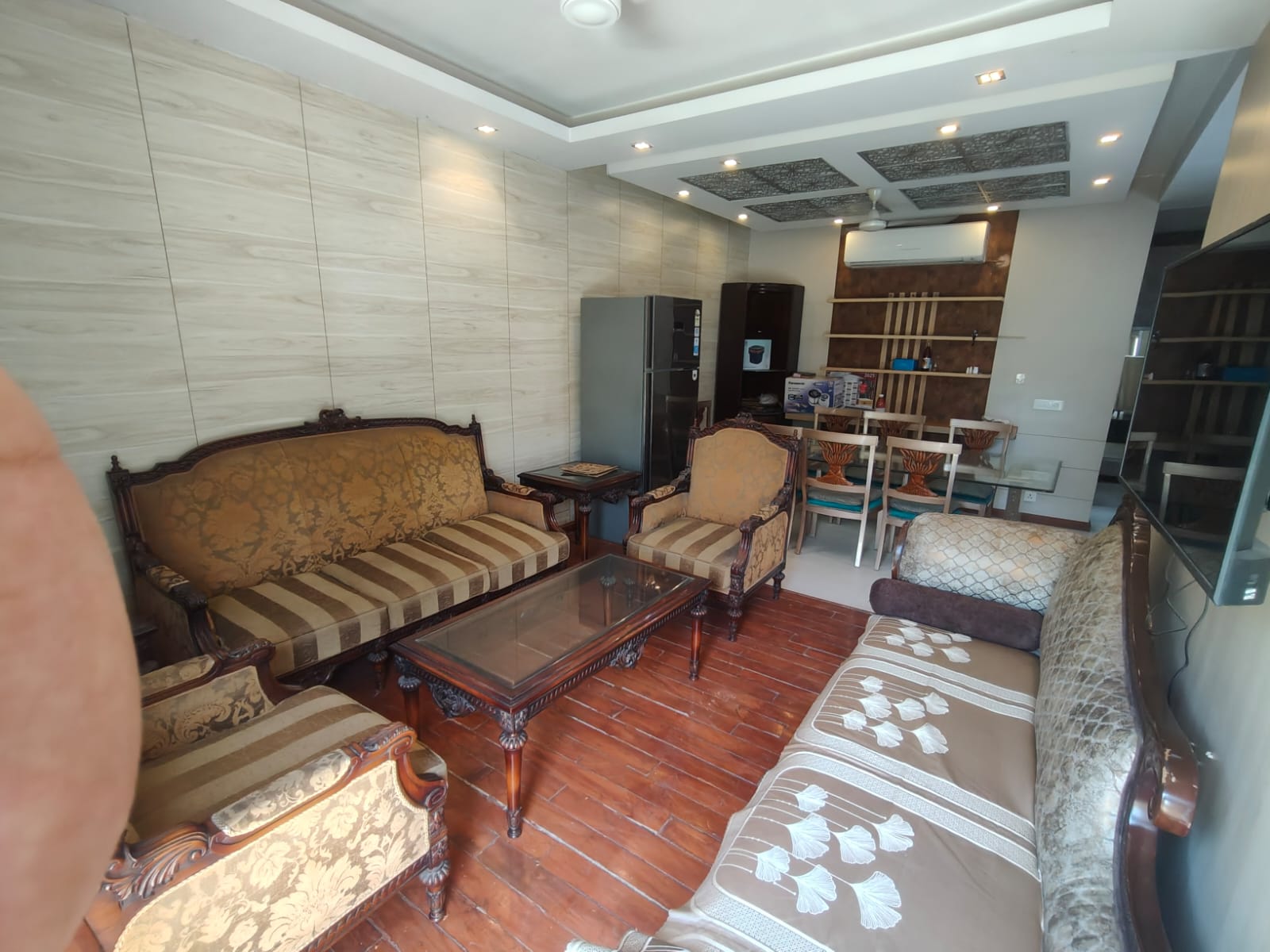 3 BHK fully Furnished flat in Vasant Vihar for rent @1,20,000