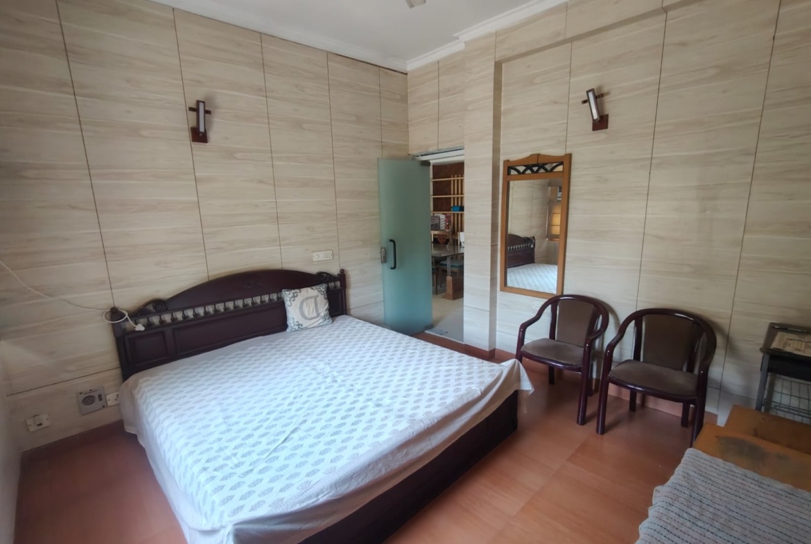 3 BHK fully Furnished flat in Vasant Vihar for rent @1,20,000